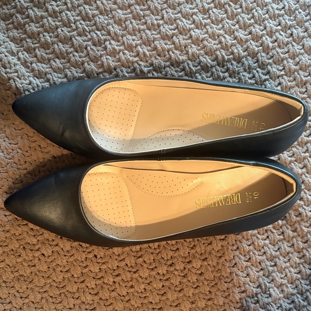Dream Pairs Black Pointed Toe Wedge Heels Size 10 Workwear Quiet Luxury Pumps
